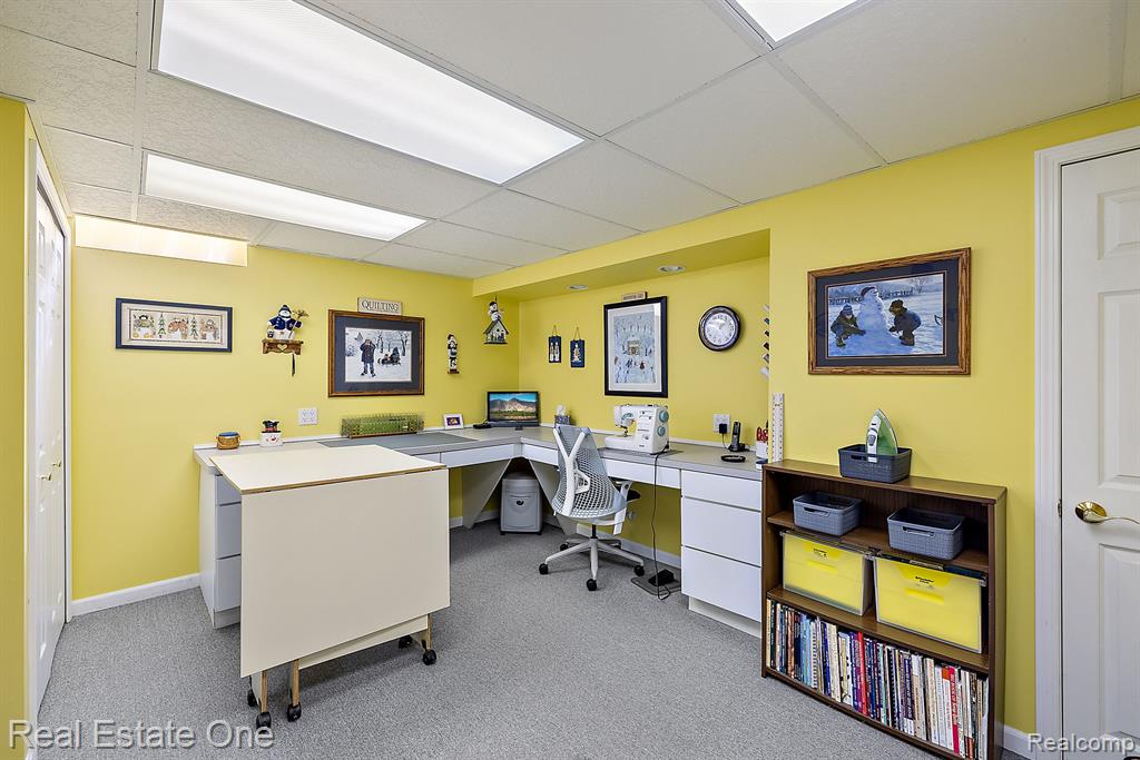 1276 Pembroke Drive Rochester Hills, MI 48307 - Photo 25 of 49
