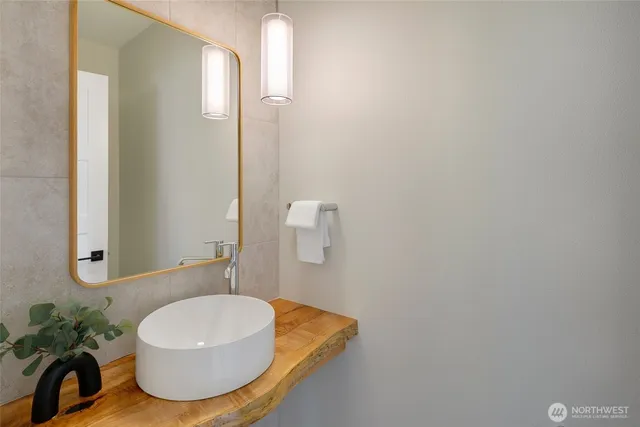 $1,647,000 | 16344 Linden Avenue North, Shoreline, WA 98133