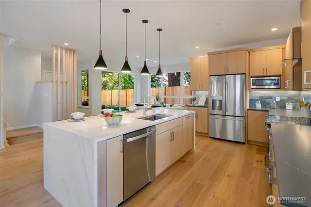 $1,647,000 | 16344 Linden Avenue North, Shoreline, WA 98133