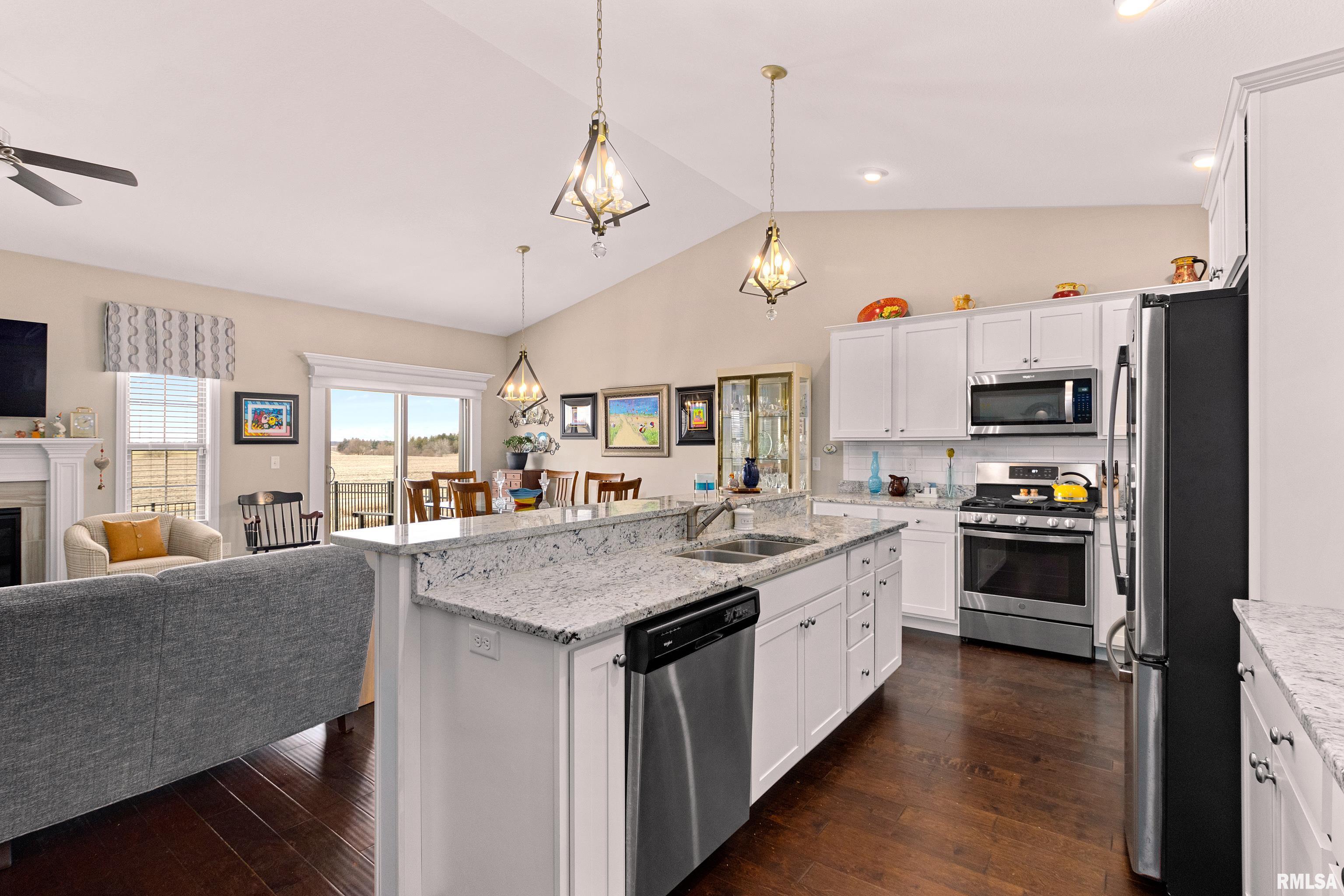 11205 North Tuscany Ridge Court Dunlap, IL 61525 - Photo 4 of 33