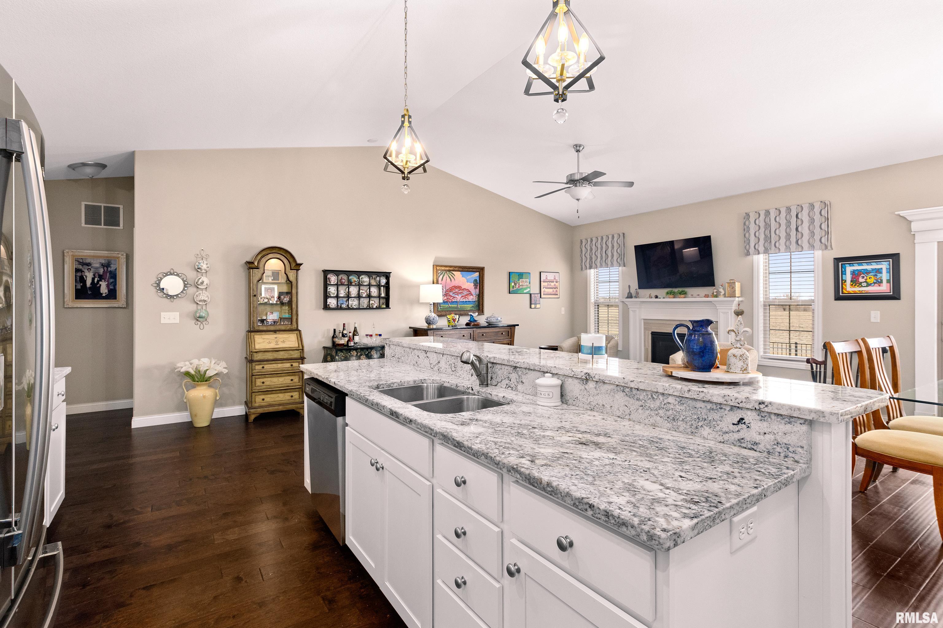 11205 North Tuscany Ridge Court Dunlap, IL 61525 - Photo 6 of 33