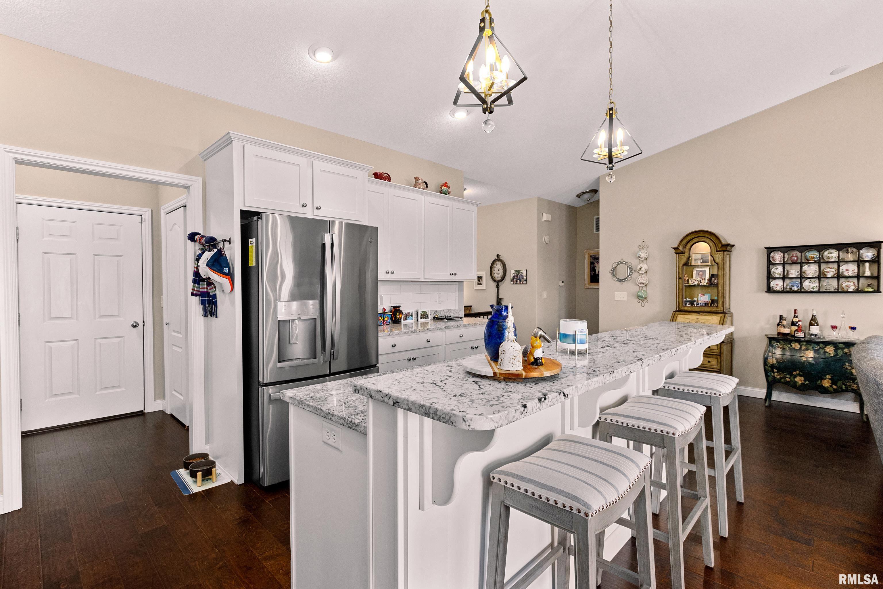 11205 North Tuscany Ridge Court Dunlap, IL 61525 - Photo 7 of 33