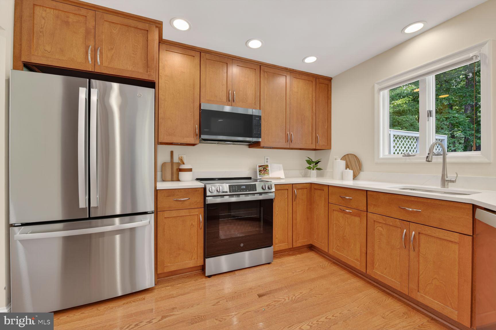 1579 Regatta Lane Reston, VA 20194 - Photo 11 of 50