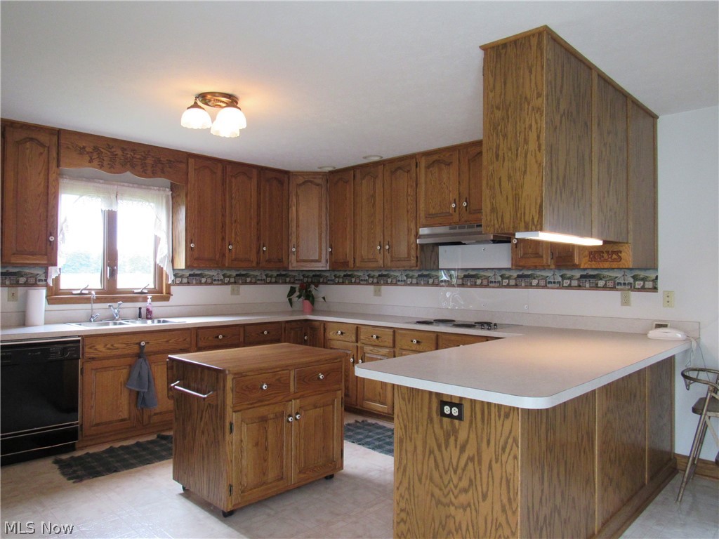 7915 Cox Road Windsor, OH 44099 - Photo 9 of 35