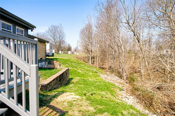 $212,000 | 800 North Water Street, Pekin, IN 47165