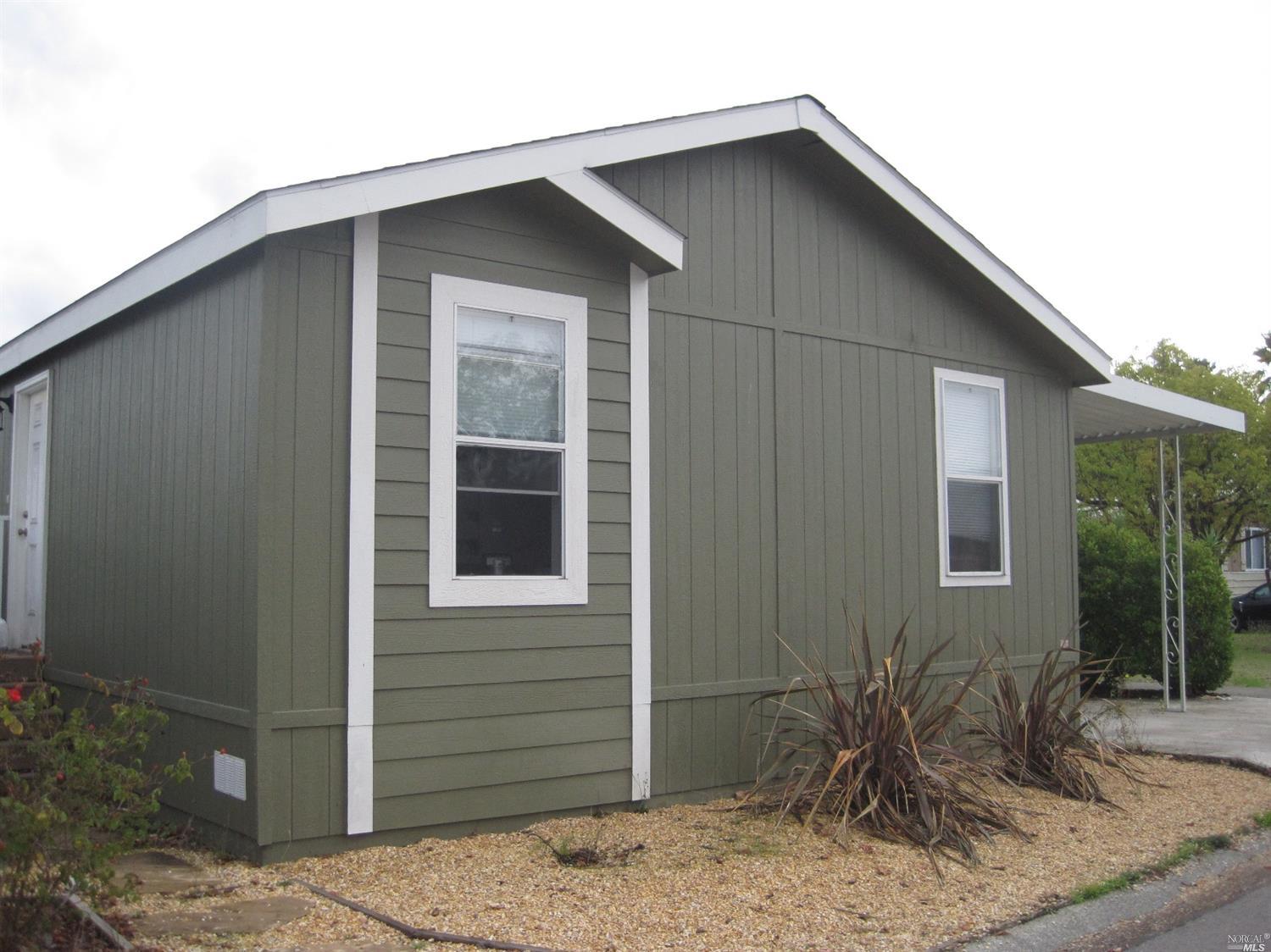 170 Yosemite Road, Unit 170 San Rafael, CA 94903 - Photo 1 of 1 a backyard of a house