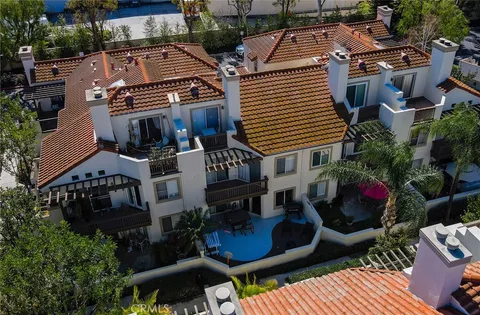 $595,000 | 13 Vía Acuatica, Rancho Santa Margarita, CA 92688