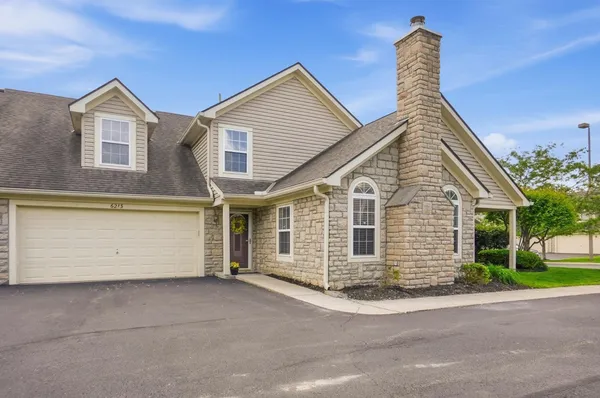$374,900 | 6213 Hampton Green Place, Unit 2C, Dublin, OH 43016
