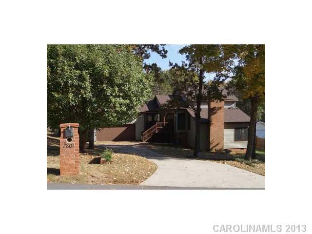 7801 Robin Crest Road, Unit 16 Charlotte, NC 28226 - Photo 1 of 12 Gallery Image 1