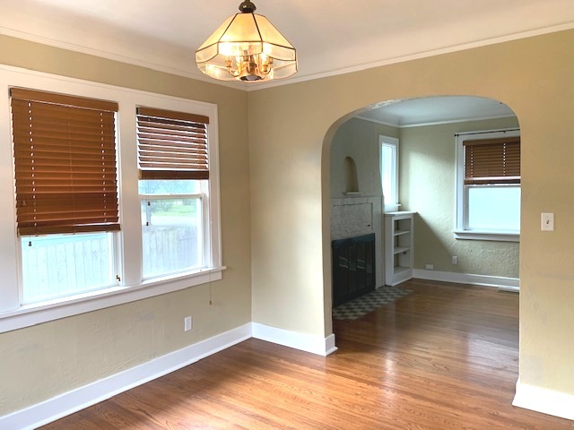 261 Rouse Avenue Mundelein, IL 60060 - Photo 4 of 18