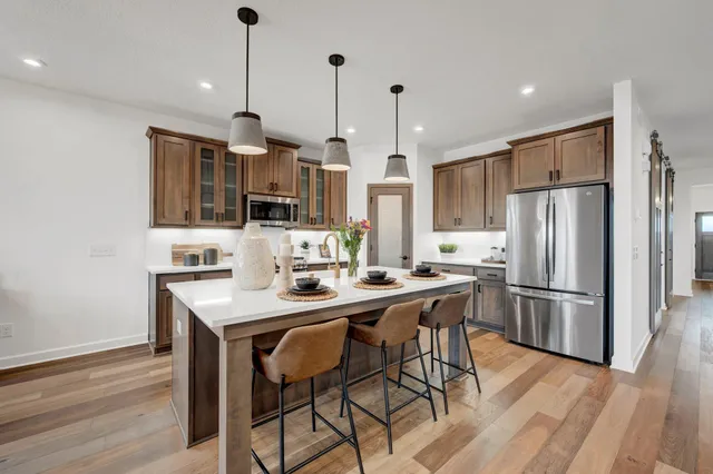 $887,391 | 6796 Bellflower Drive, Minnetrista, MN 55331