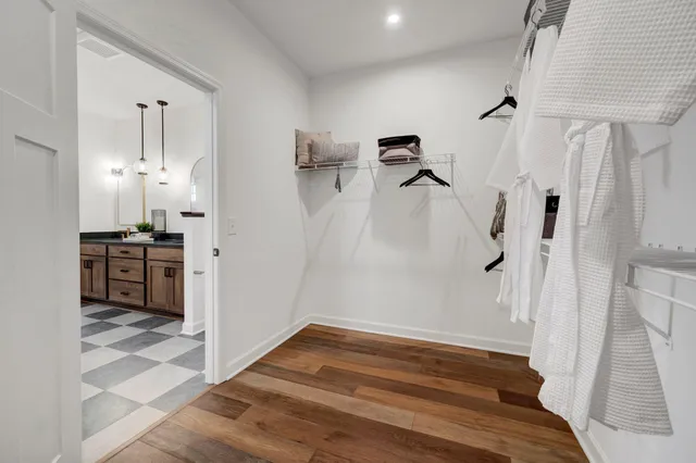 $887,391 | 6796 Bellflower Drive, Minnetrista, MN 55331