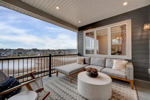 $887,391 | 6796 Bellflower Drive, Minnetrista, MN 55331