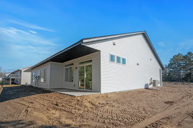 $342,960 | 26285 1st Street West, Zimmerman, MN 55398