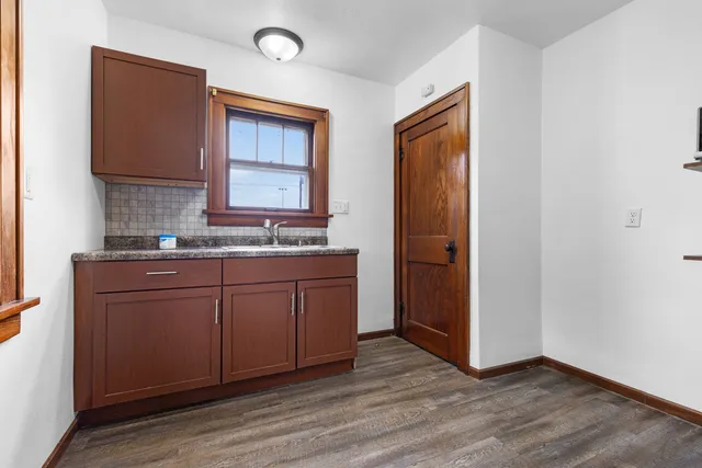 $133,000 | 403 East 9th Street, Rock Falls, IL 61071