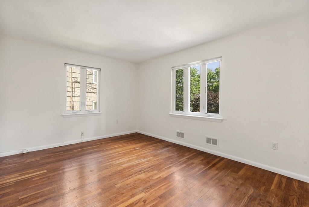 47-49 Ripley Street Newton, MA 02459 - Photo 22 of 25