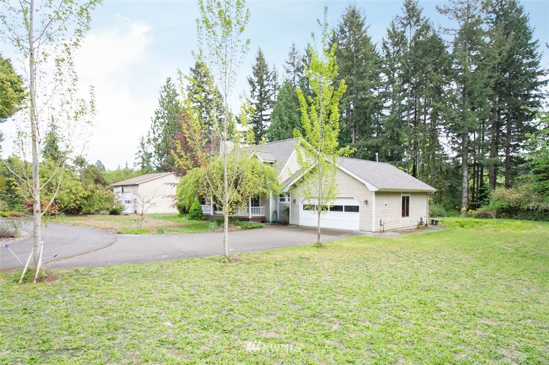 2839 Cooper Point Road Northwest Olympia, WA 98502 - Photo 3 of 25 Gallery Image 3