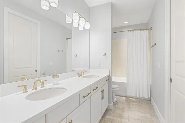 $585,000 | 5720 Semolino Street, Nokomis, FL 34275