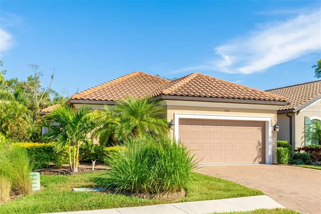 $585,000 | 5720 Semolino Street, Nokomis, FL 34275