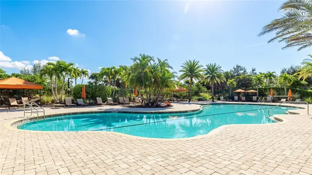 $585,000 | 5720 Semolino Street, Nokomis, FL 34275