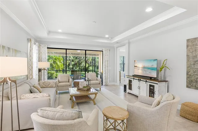 $585,000 | 5720 Semolino Street, Nokomis, FL 34275