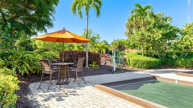 $585,000 | 5720 Semolino Street, Nokomis, FL 34275