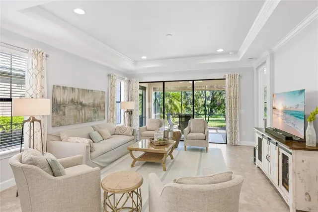 $585,000 | 5720 Semolino Street, Nokomis, FL 34275