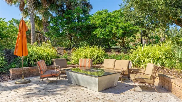 $575,000 | 5720 Semolino Street, Nokomis, FL 34275