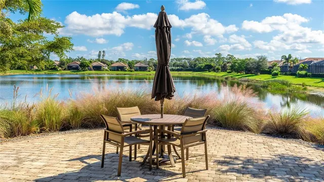 $585,000 | 5720 Semolino Street, Nokomis, FL 34275