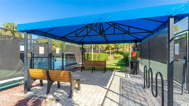 $585,000 | 5720 Semolino Street, Nokomis, FL 34275