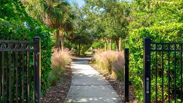 $585,000 | 5720 Semolino Street, Nokomis, FL 34275