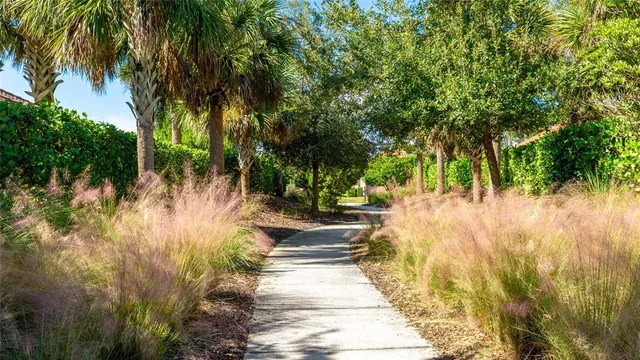 $585,000 | 5720 Semolino Street, Nokomis, FL 34275