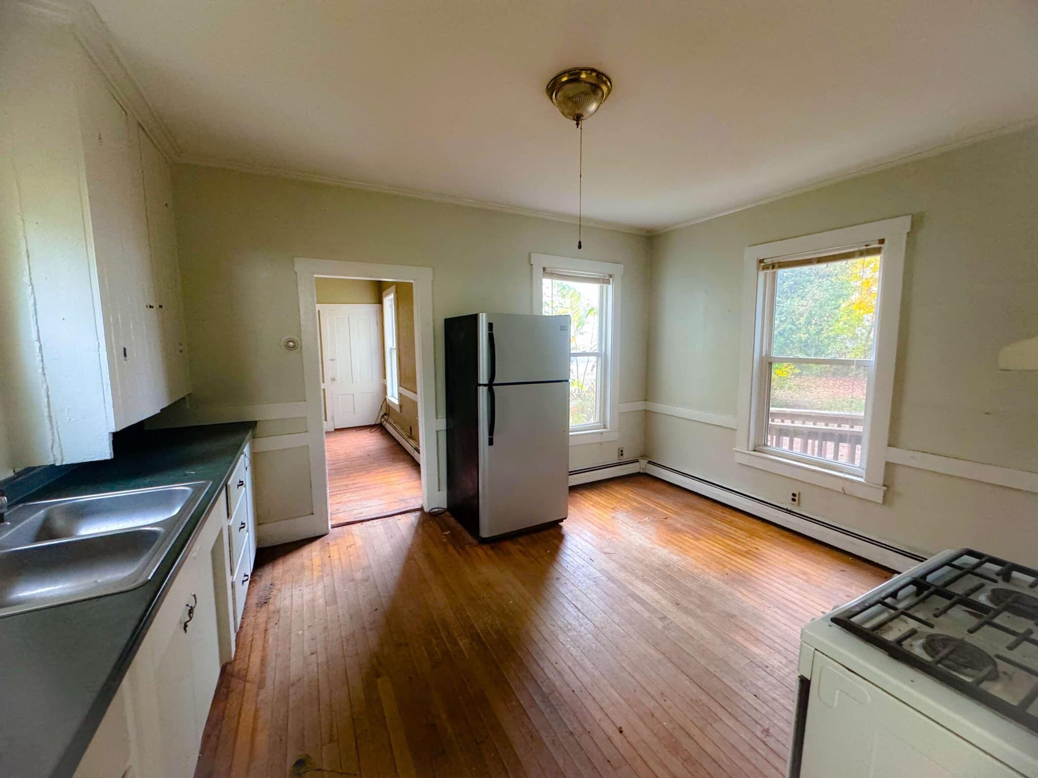 8 Plummer Street Lisbon, ME 04252 - Photo 6 of 29 084ab984-9765-4fe6-a00a-68b225a00455