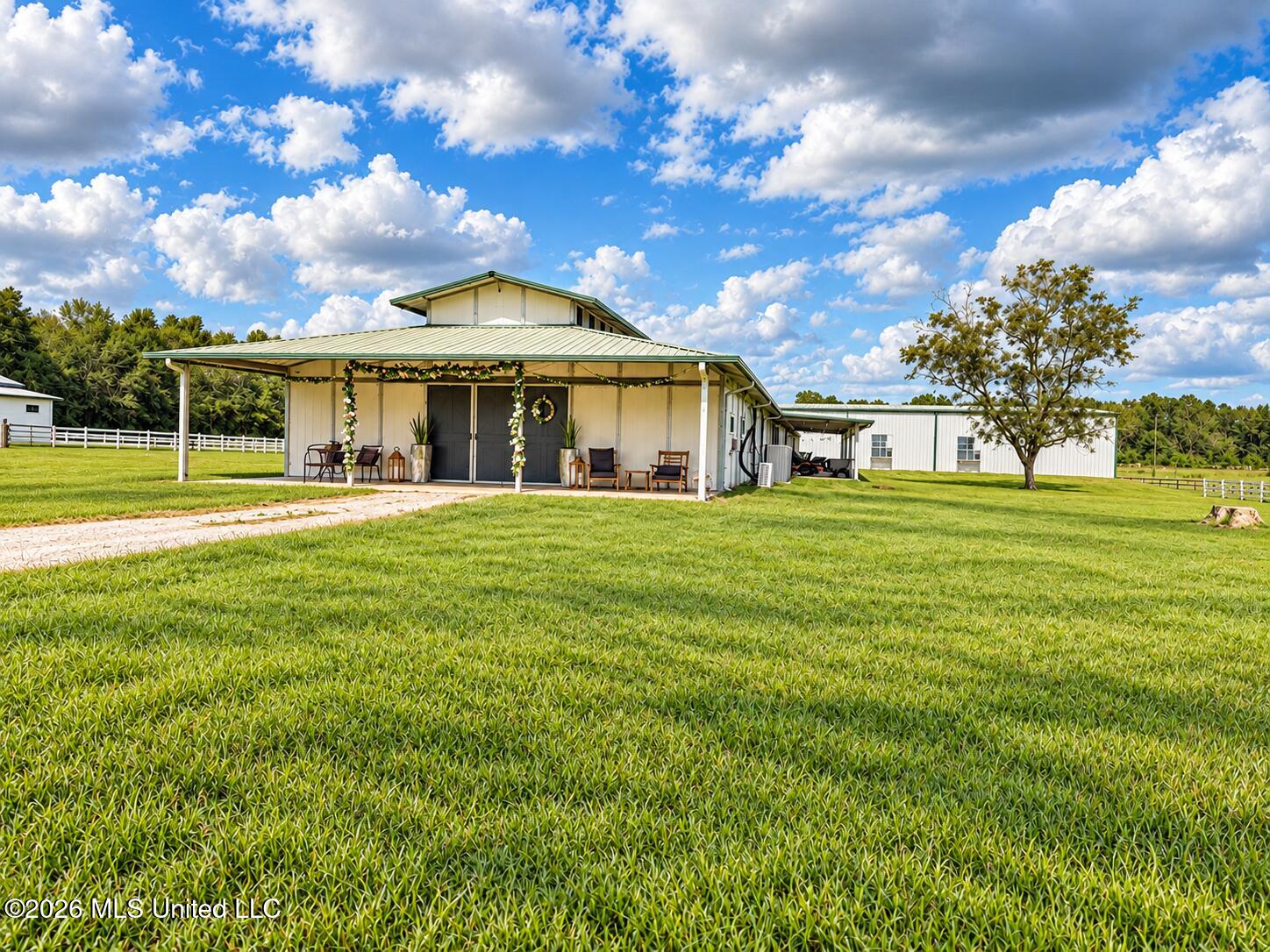 11450 County Farm Road Gulfport, MS 39503 - Photo 1 of 84 Main Barn