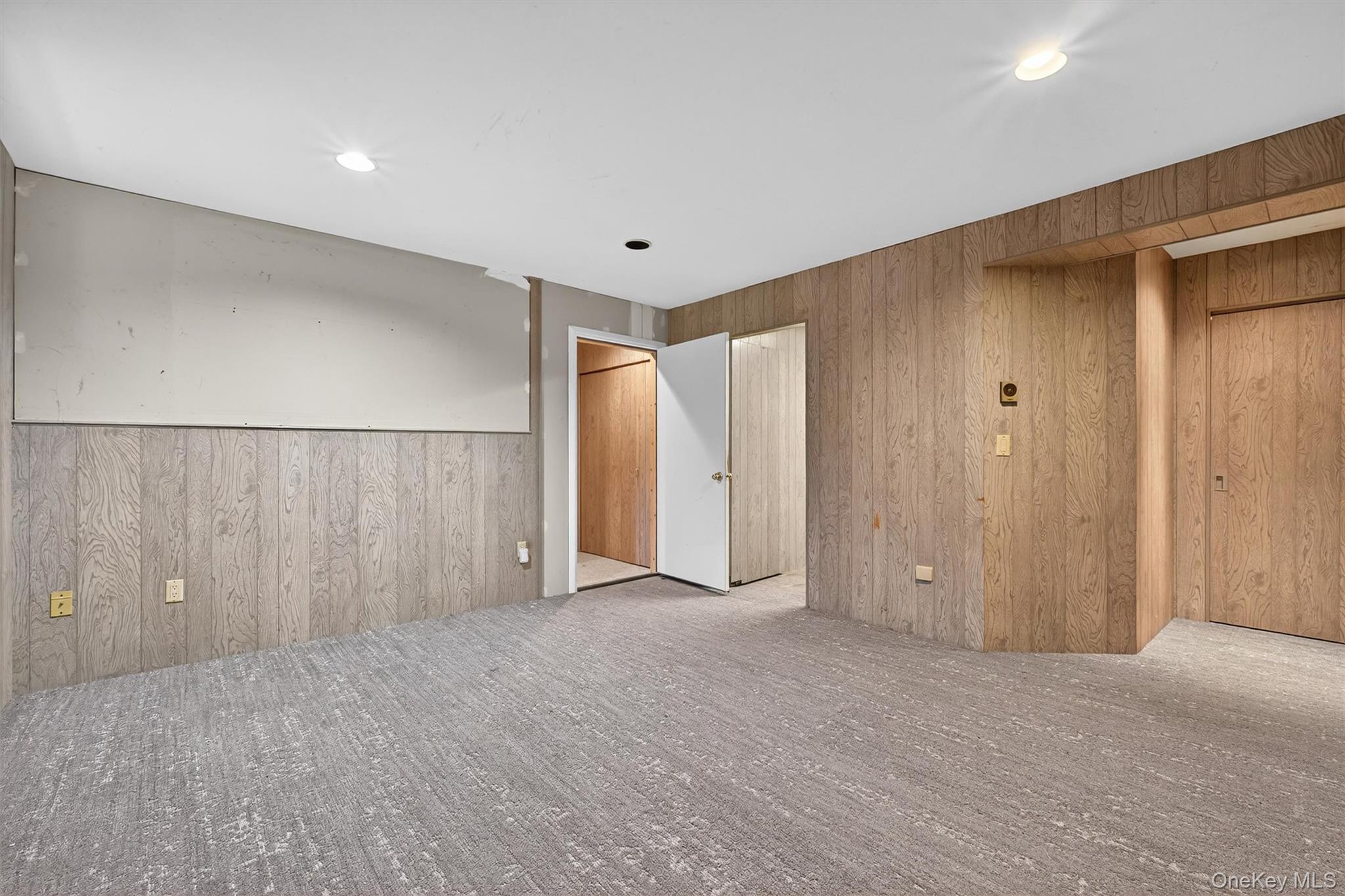 35 Greenlawn Road Amawalk, NY 10501 - Photo 28 of 50 a view of an empty room