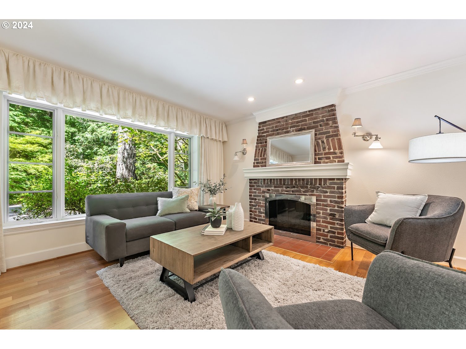 650 Southwest Glen Road Portland, OR 97219 - Photo 19 of 41 Gallery Image 19