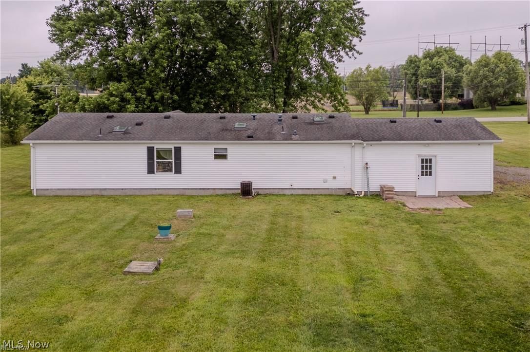 5343 Tallmadge Road Rootstown, OH 44272 - Photo 4 of 50