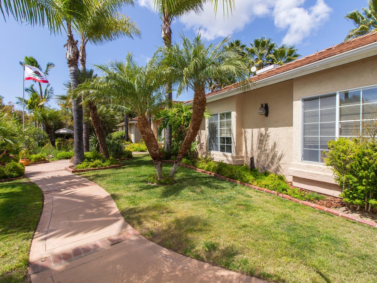 561 Morro Hills Road Fallbrook, CA 92028 - Photo 3 of 25