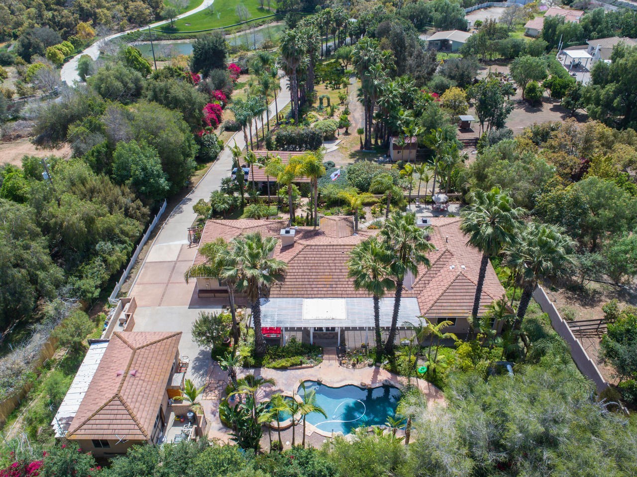 561 Morro Hills Road Fallbrook, CA 92028 - Photo 23 of 25