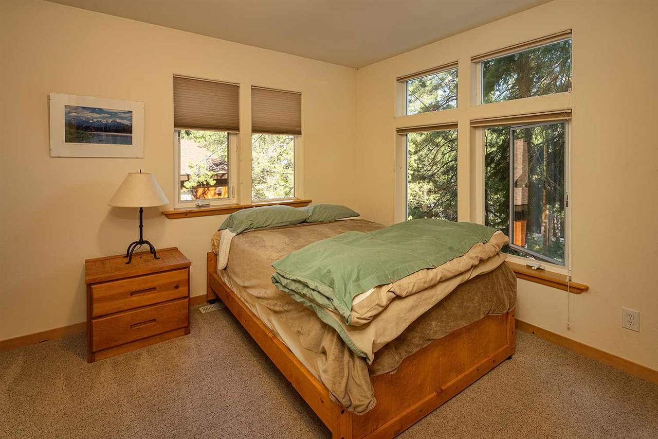 11721 Bennett Flat Road Truckee, CA 96161 - Photo 13 of 21 Gallery Image 13
