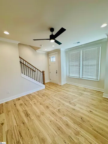 $425,900 | 9 Hawthorne Lane, Unit 105, Greenville, SC 29605