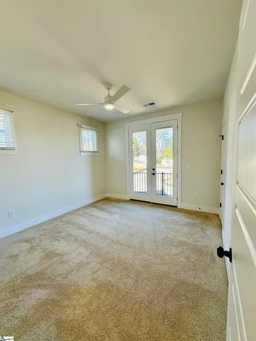 $425,900 | 9 Hawthorne Lane, Unit 105, Greenville, SC 29605