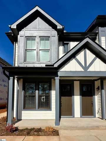 $425,900 | 9 Hawthorne Lane, Unit 105, Greenville, SC 29605