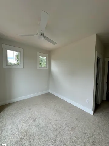 $425,900 | 9 Hawthorne Lane, Unit 105, Greenville, SC 29605