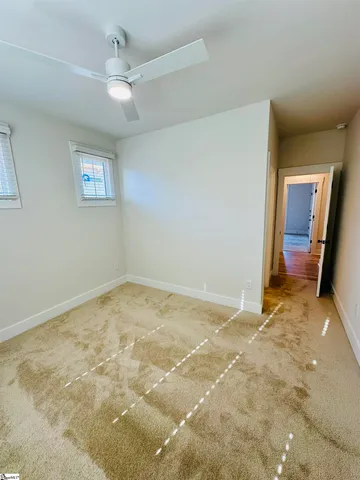 $425,900 | 9 Hawthorne Lane, Unit 105, Greenville, SC 29605