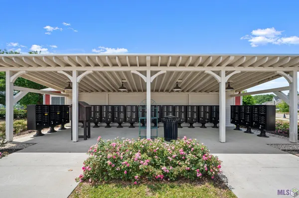 $419,000 | 1219 Americana Boulevard, Zachary, LA 70791