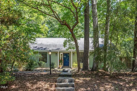 $513,000 | 120 Summerlin Drive, Chapel Hill, NC 27514