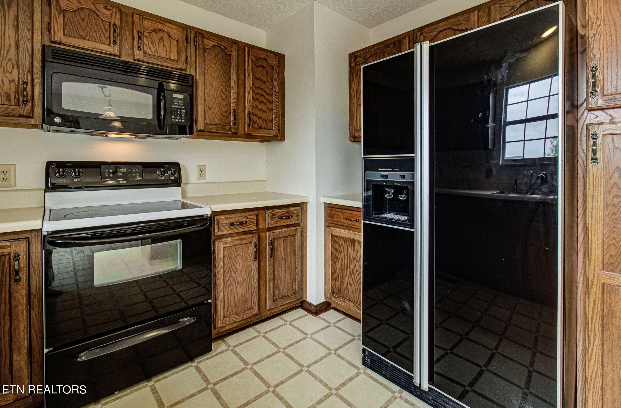 1320 Windamere Road Knoxville, TN 37923 - Photo 17 of 59