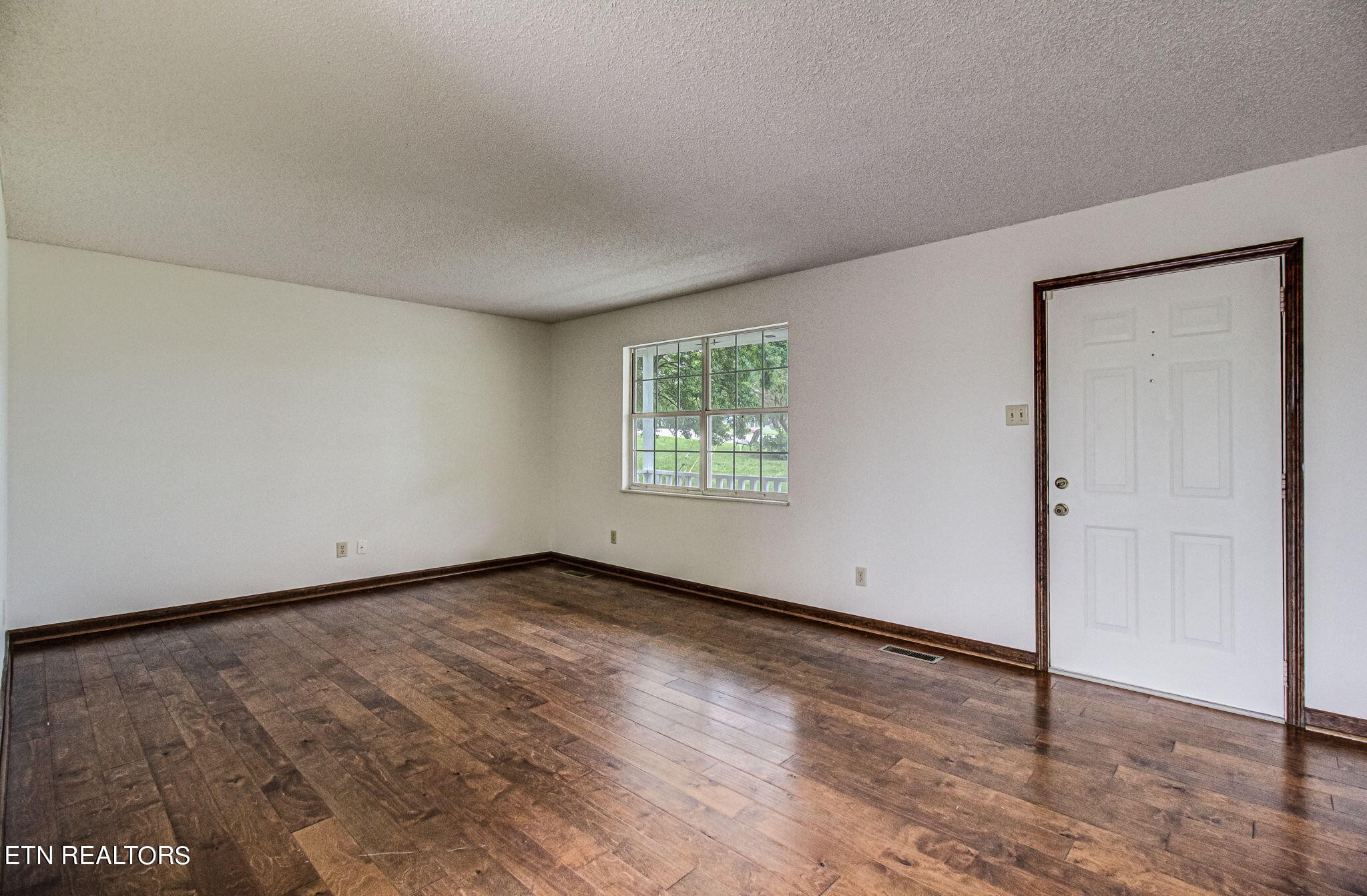 1320 Windamere Road Knoxville, TN 37923 - Photo 7 of 59
