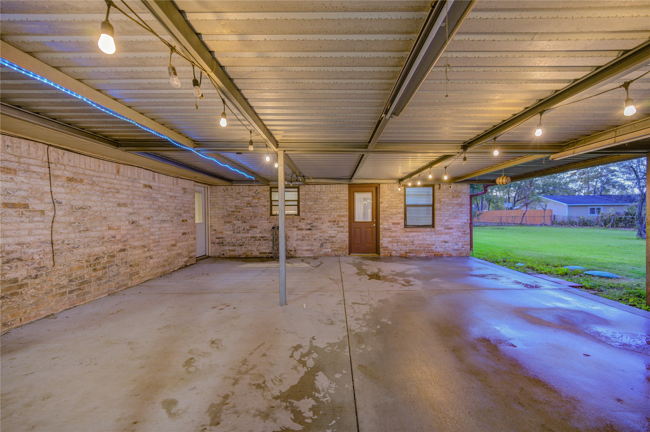 2807 Verhalen Avenue Houston, TX 77039 - Photo 21 of 25 Backyard Covered Patio